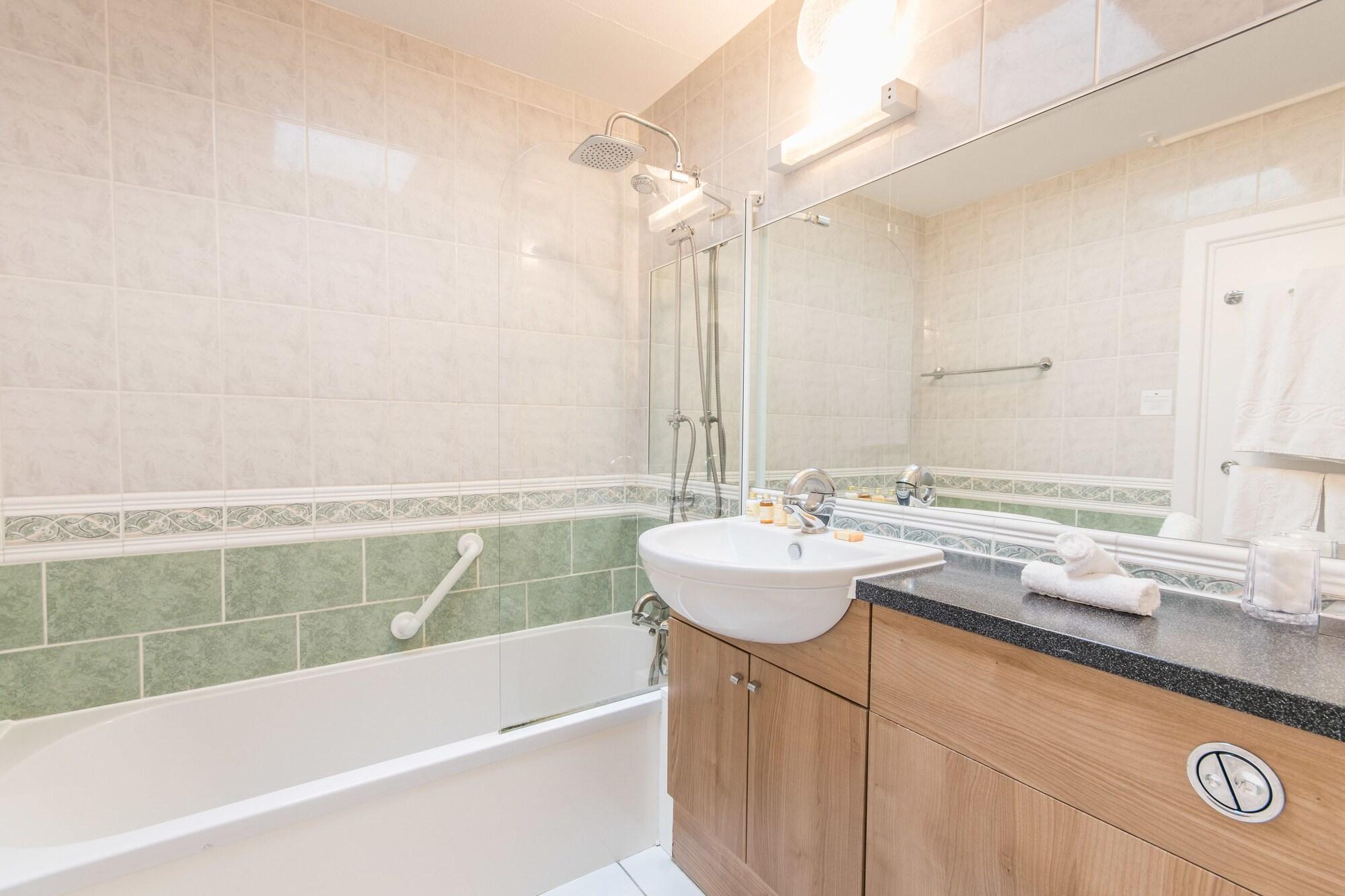 Grovefield Manor Ξενοδοχείο Poole Εξωτερικό φωτογραφία